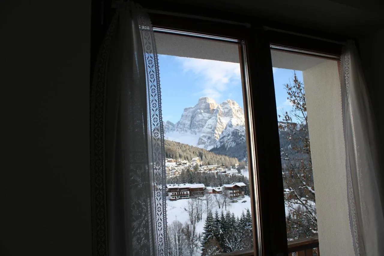 Pelmo Mountain Lodge Selva di Cadore Italia